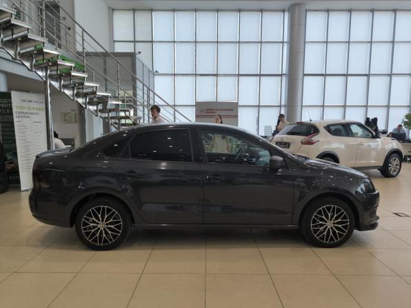 Volkswagen Polo V с пробегом 2013 года, цена 650 000 рублей, 227451 км, седан, Автокод Объявления