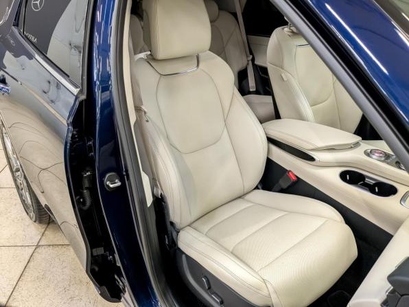 Genesis GV70 I с пробегом 2021 года, цена 4 550 000 рублей, 44302 км, внедорожник, Автокод Объявления