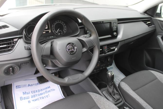Skoda Rapid II с пробегом 2020 года, цена 1 375 000 рублей, 67651 км, лифтбек, Автокод Объявления