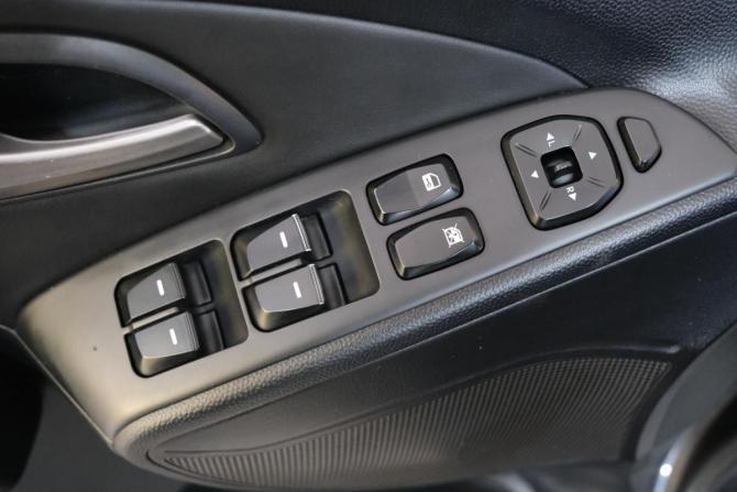 Hyundai ix35 I с пробегом 2010 года, цена 1 199 000 рублей, 230000 км, внедорожник, Автокод Объявления