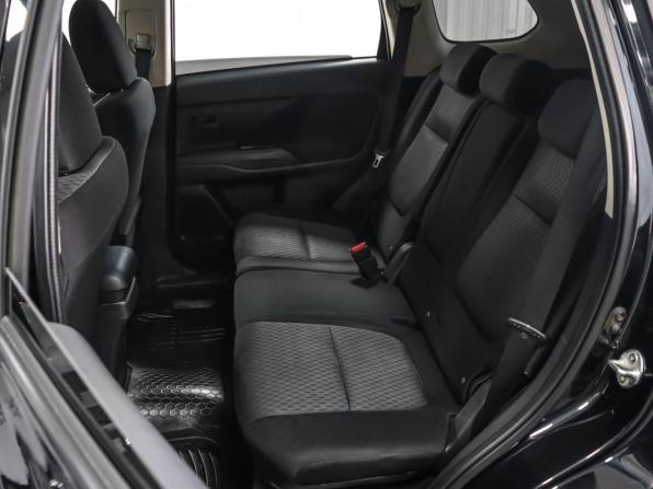 Mitsubishi Outlander III Рестайлинг 2 с пробегом 2015 года, цена 1 680 000 рублей, 89069 км, внедорожник, Автокод Объявления