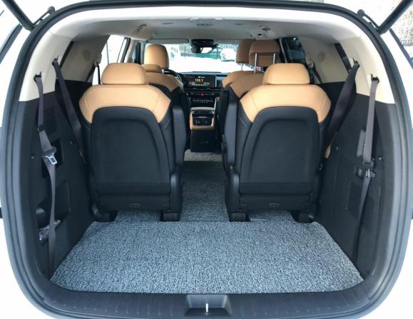 Kia Carnival IV с пробегом 2022 года, цена 4 870 000 рублей, 24679 км, минивэн, Автокод Объявления