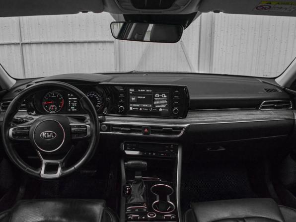 Kia K5 III с пробегом 2021 года, цена 1 680 000 рублей, 183473 км, седан, Автокод Объявления