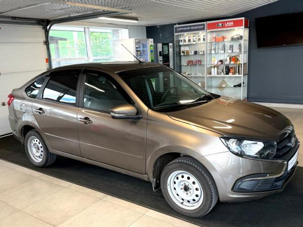Lada (ВАЗ) Granta I Рестайлинг с пробегом 2024 года, цена 890 475 рублей, 13544 км, лифтбек, Автокод Объявления