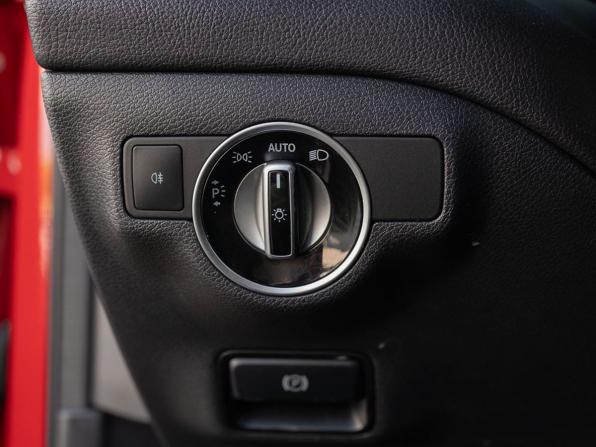 Mercedes-Benz GLA I (X156) с пробегом 2015 года, цена 1 590 000 рублей, 131226 км, внедорожник, Автокод Объявления