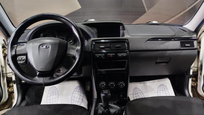 Lada (ВАЗ) Priora I Рестайлинг с пробегом 2017 года, цена 640 000 рублей, 178032 км, седан, Автокод Объявления
