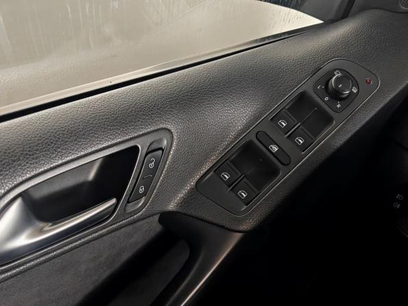 Volkswagen Tiguan I Рестайлинг с пробегом 2016 года, цена 1 710 000 рублей, 150577 км, внедорожник, Автокод Объявления
