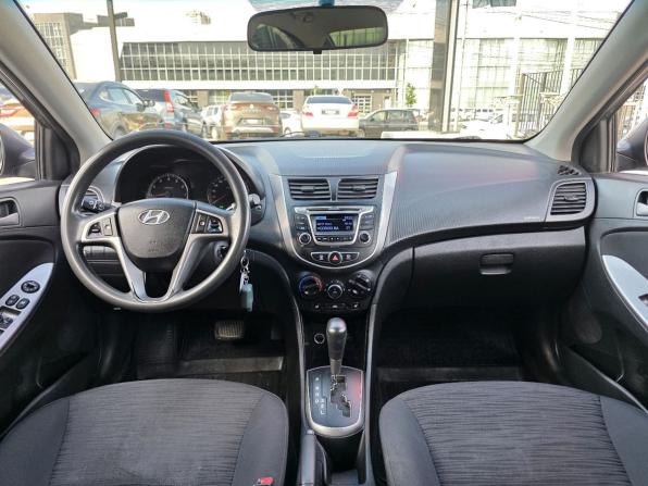 Hyundai Solaris I Рестайлинг с пробегом 2014 года, цена 700 000 рублей, 123765 км, седан, Автокод Объявления