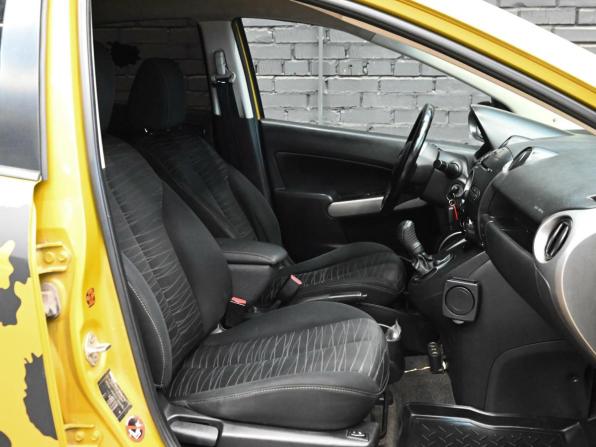 Mazda 2 II (DE) с пробегом 2008 года, цена 490 000 рублей, 402677 км, хэтчбек, Автокод Объявления