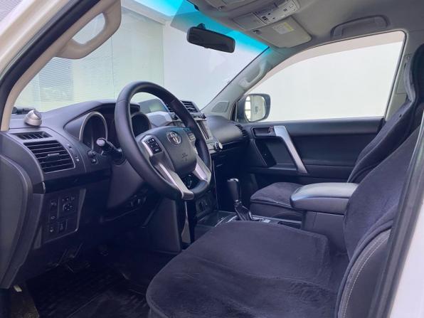 Toyota Land Cruiser Prado 150 Series Рестайлинг 1 с пробегом 2014 года, цена 2 625 000 рублей, 415610 км, внедорожник, Автокод Объявления