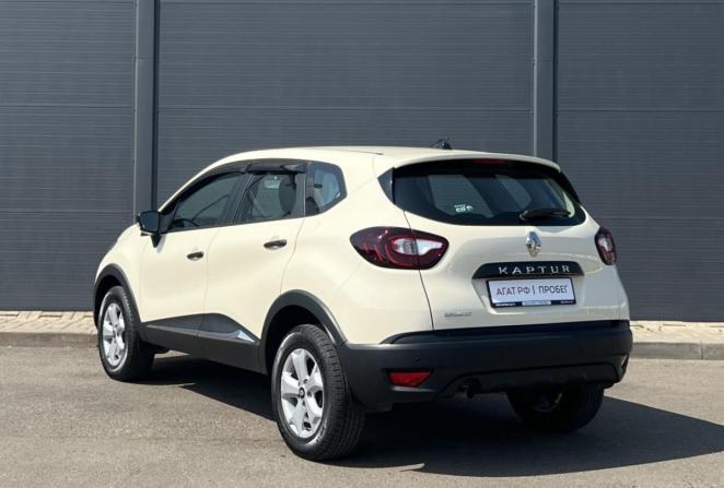 Renault Kaptur I с пробегом 2019 года, цена 1 390 000 рублей, 67540 км, внедорожник, Автокод Объявления