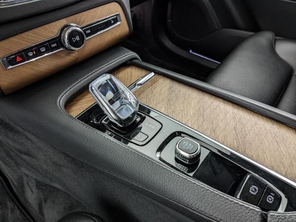 Volvo XC90 II Рестайлинг 1 с пробегом 2021 года, цена 5 250 000 рублей, 86330 км, внедорожник, Автокод Объявления