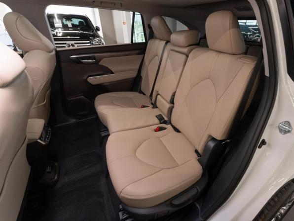 Toyota Highlander IV (XU70) с пробегом 2026 года, цена 5 950 000 рублей, 13 км, внедорожник, Автокод Объявления