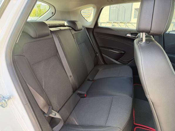 Opel Astra J с пробегом 2012 года, цена 730 000 рублей, 202127 км, хэтчбек, Автокод Объявления