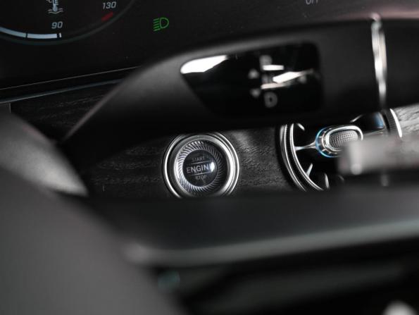 Mercedes-Benz E-Класс V (W213 S213 C238) Рестайлинг с пробегом 2021 года, цена 6 039 000 рублей, 65680 км, купе-хардтоп, Автокод Объявления