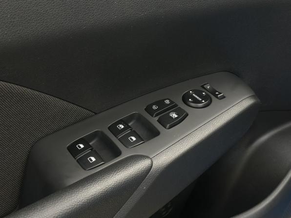 Hyundai Solaris II с пробегом 2019 года, цена 1 435 000 рублей, 129097 км, седан, Автокод Объявления