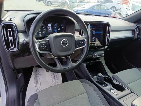 Volvo XC40 I с пробегом 2021 года, цена 2 599 995 рублей, 74745 км, внедорожник, Автокод Объявления