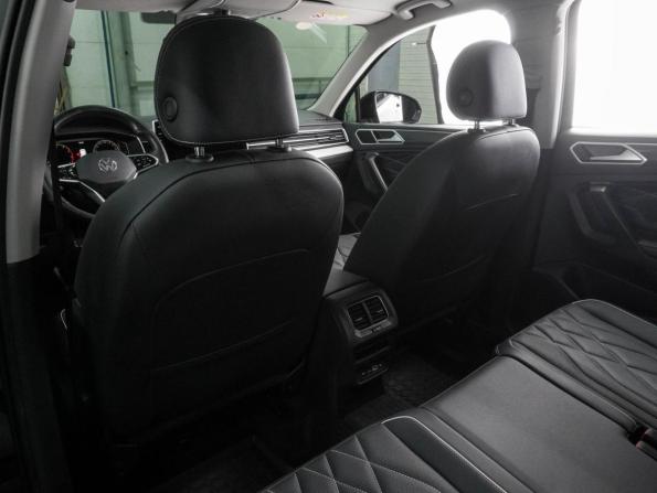Volkswagen Tiguan II Рестайлинг (China Market) с пробегом 2023 года, цена 4 876 000 рублей, 10970 км, внедорожник, Автокод Объявления