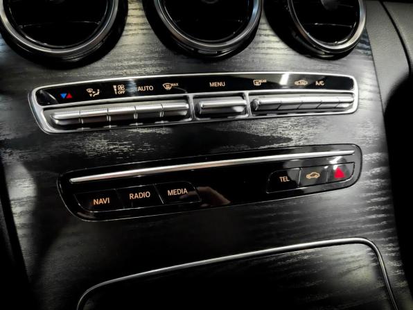 Mercedes-Benz C-Класс IV (W205) Рестайлинг с пробегом 2019 года, цена 2 600 000 рублей, 127233 км, седан, Автокод Объявления