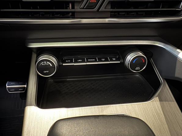 Geely Coolray I с пробегом 2023 года, цена 1 835 000 рублей, 38188 км, внедорожник, Автокод Объявления