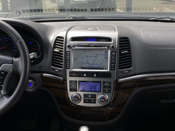 Hyundai Santa Fe II Рестайлинг с пробегом 2011 года, цена 1 139 000 рублей, 138100 км, внедорожник, Автокод Объявления