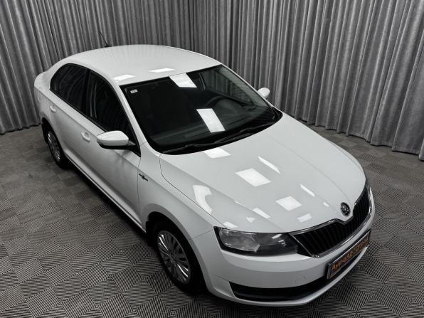 Skoda Rapid I Рестайлинг с пробегом 2018 года, цена 1 390 000 рублей, 134581 км, лифтбек, Автокод Объявления