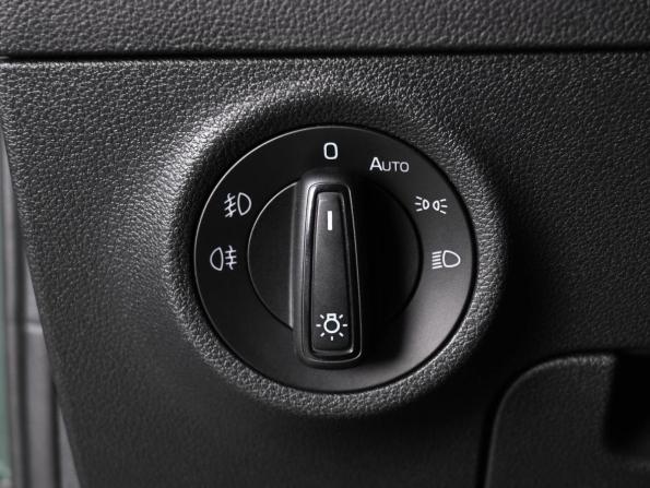 Skoda Karoq I с пробегом 2020 года, цена 2 499 000 рублей, 106891 км, внедорожник, Автокод Объявления