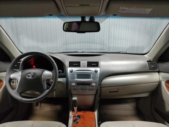 Toyota Camry VI (XV40) Рестайлинг с пробегом 2010 года, цена 1 115 000 рублей, 233265 км, седан, Автокод Объявления