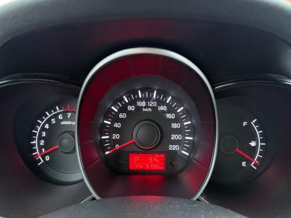 Kia Rio III Рестайлинг с пробегом 2016 года, цена 1 155 000 рублей, 91978 км, хэтчбек, Автокод Объявления
