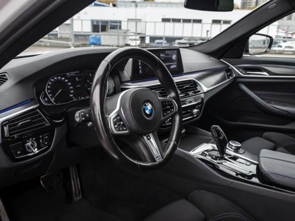 BMW 5 серии VII (G30/G31/G38) Рестайлинг с пробегом 2020 года, цена 4 570 000 рублей, 54362 км, седан, Автокод Объявления