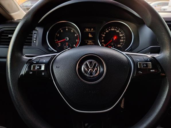 Volkswagen Jetta VI Рестайлинг с пробегом 2016 года, цена 1 190 000 рублей, 205220 км, седан, Автокод Объявления