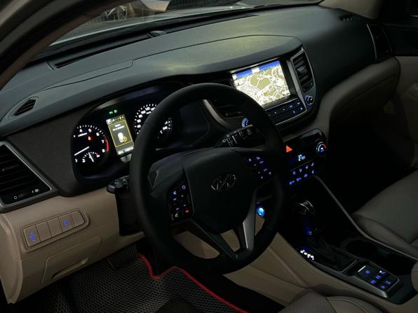 Hyundai Tucson III с пробегом 2017 года, цена 1 999 999 рублей, 190871 км, внедорожник, Автокод Объявления