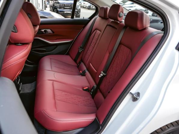 BMW 3 серии VII (G2x) Рестайлинг 2 с пробегом 2025 года, цена 5 415 000 рублей, 255 км, седан, Автокод Объявления