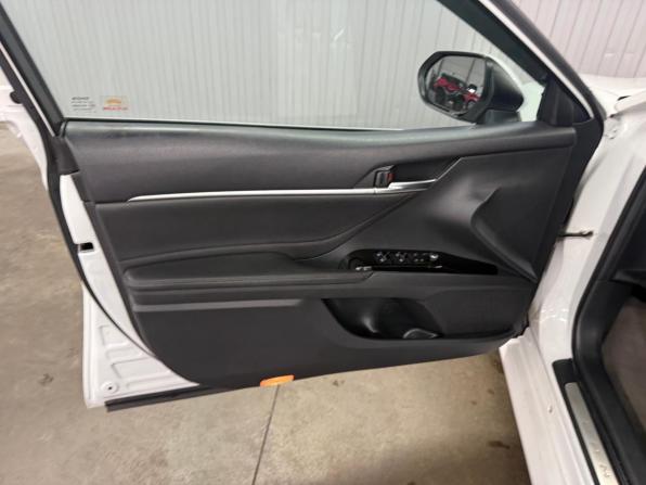 Toyota Camry VIII (XV70) с пробегом 2018 года, цена 2 297 000 рублей, 240765 км, седан, Автокод Объявления