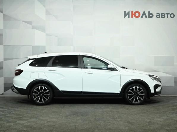 Lada (ВАЗ) Vesta I Рестайлинг (NG) с пробегом 2024 года, цена 1 550 000 рублей, 57892 км, универсал, Автокод Объявления