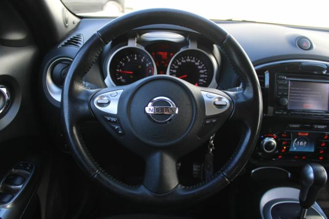 Nissan Juke I с пробегом 2012 года, цена 900 000 рублей, 171000 км, внедорожник, Автокод Объявления