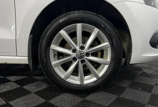 Volkswagen Polo V Рестайлинг с пробегом 2015 года, цена 845 000 рублей, 198925 км, седан, Автокод Объявления