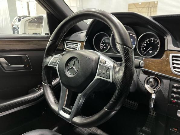 Mercedes-Benz E-Класс IV (W212 S212 C207) Рестайлинг с пробегом 2014 года, цена 2 335 000 рублей, 122146 км, седан, Автокод Объявления
