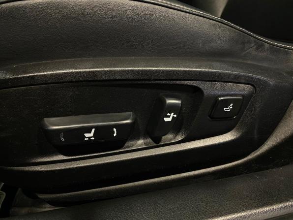 Lexus ES VI с пробегом 2013 года, цена 2 100 000 рублей, 162205 км, седан, Автокод Объявления