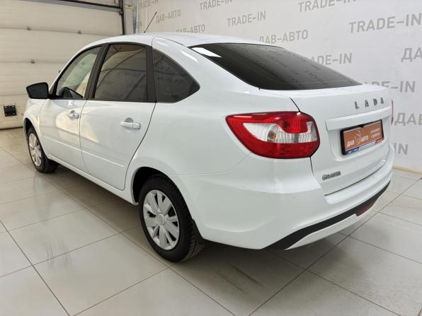 Lada (ВАЗ) Granta I Рестайлинг с пробегом 2022 года, цена 725 000 рублей, 63000 км, хэтчбек, Автокод Объявления