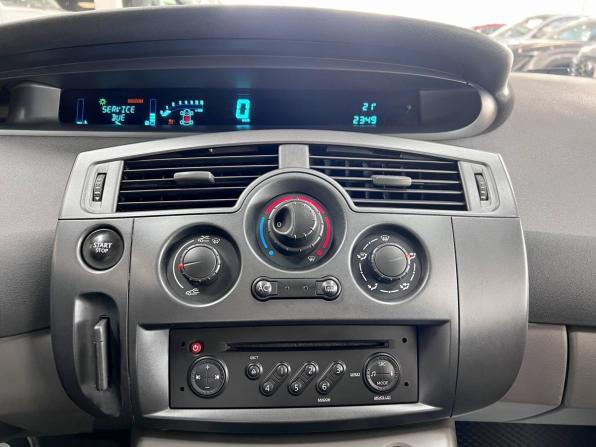 Renault Scenic II Рестайлинг с пробегом 2007 года, цена 590 000 рублей, 124293 км, компактвэн, Автокод Объявления