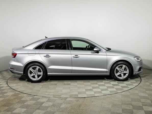Audi A3 III (8V) Рестайлинг с пробегом 2019 года, цена 2 099 700 рублей, 96137 км, седан, Автокод Объявления