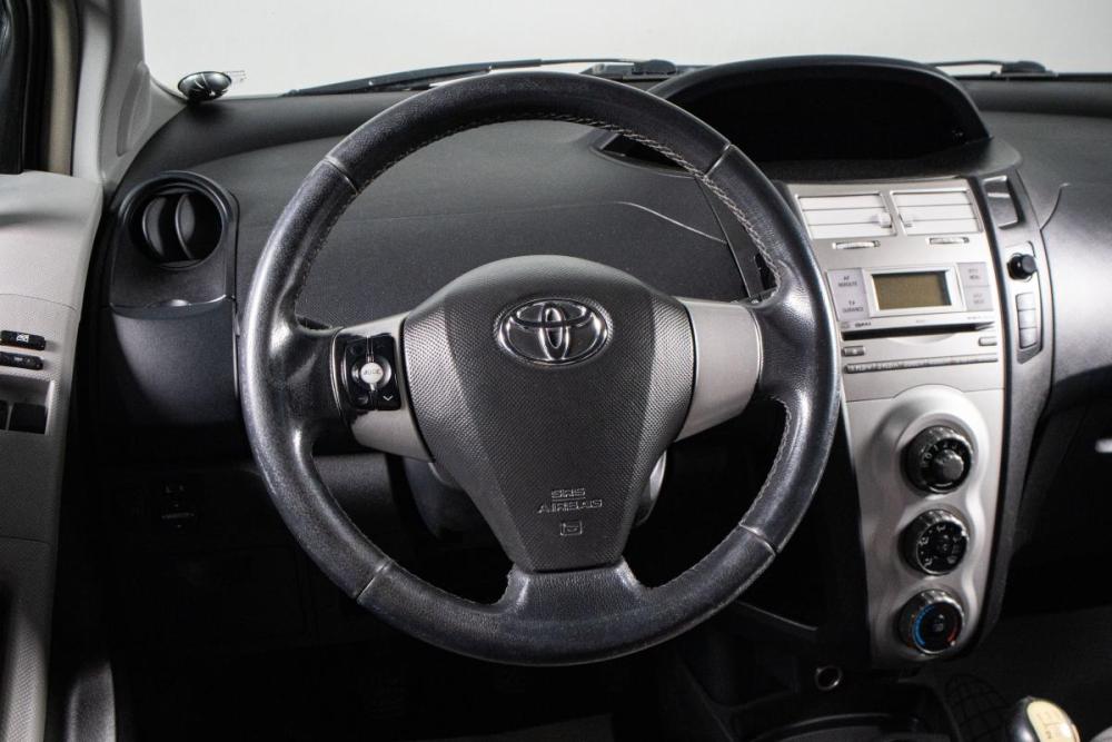 Toyota Yaris II Сургут  - изображение 10