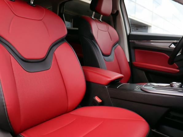 Haval Jolion I Рестайлинг с пробегом 2024 года, цена 2 155 000 рублей, 30545 км, внедорожник, Автокод Объявления