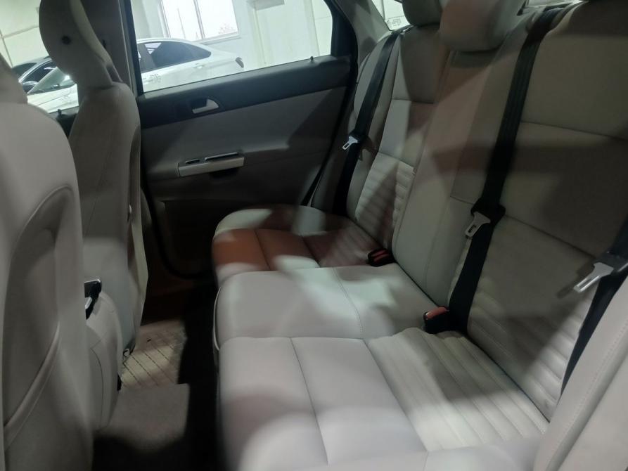 Volvo S40 II Рестайлинг Санкт-Петербург  - изображение 17