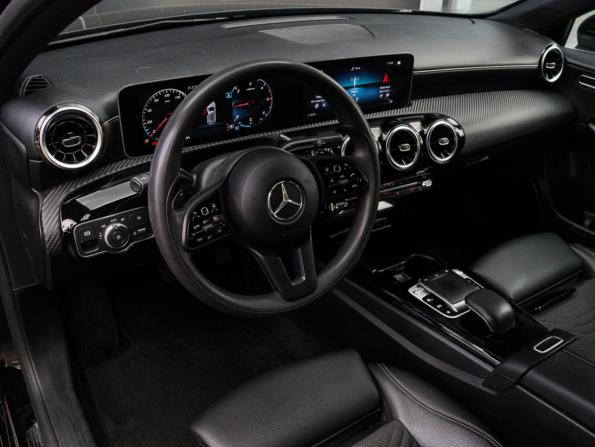 Mercedes-Benz A-Класс IV (W177) с пробегом 2018 года, цена 2 100 000 рублей, 128171 км, хэтчбек, Автокод Объявления