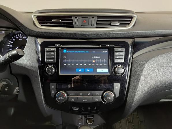 Nissan Qashqai II с пробегом 2018 года, цена 1 910 000 рублей, 145050 км, внедорожник, Автокод Объявления