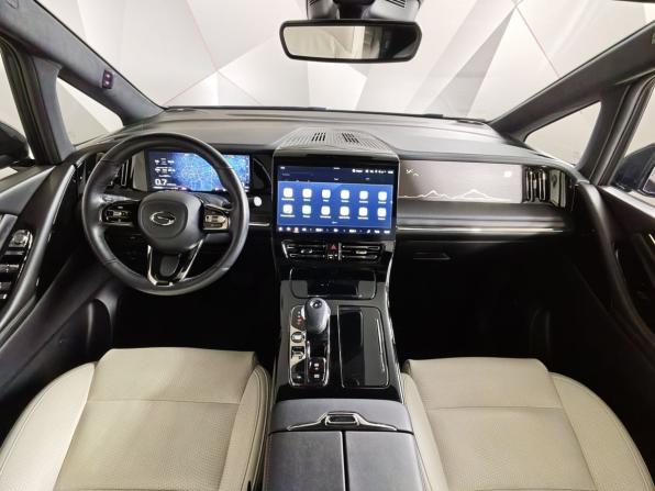 GAC M8 с пробегом 2023 года, цена 4 159 000 рублей, 23576 км, минивэн, Автокод Объявления