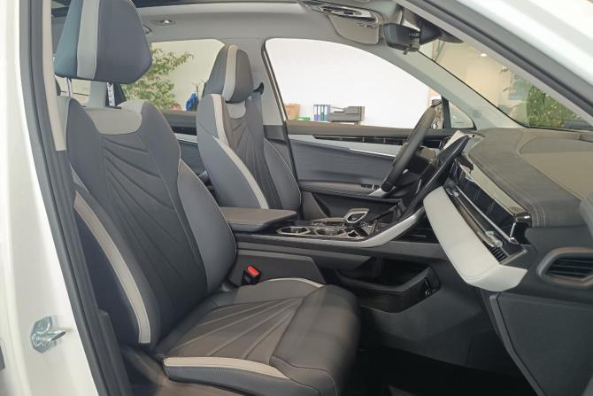 Новый Geely Atlas II 2026 года, цена 3 199 990 рублей, внедорожник, Автокод Объявления