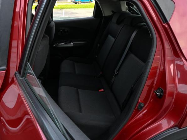 Nissan Juke I с пробегом 2012 года, цена 919 000 рублей, 98080 км, внедорожник, Автокод Объявления